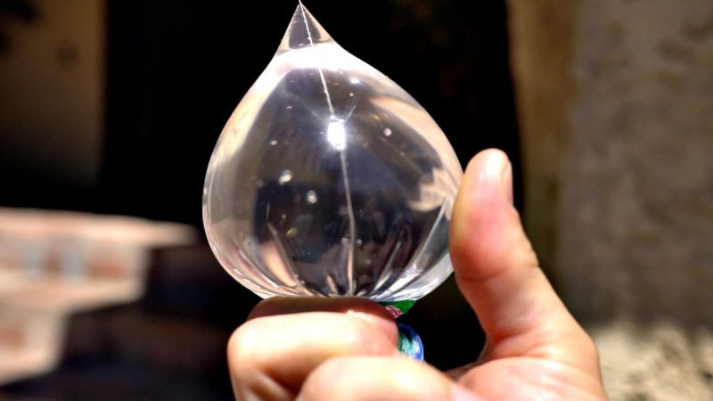 Vuur maken met water? Dat kan! (video)