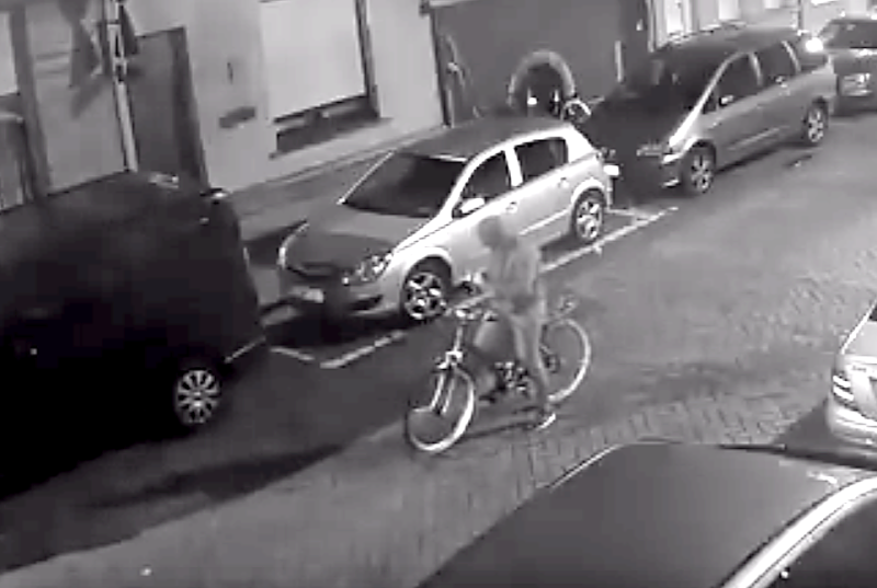 Politie deelt beelden van granaataanslag in Borgerhout (video)