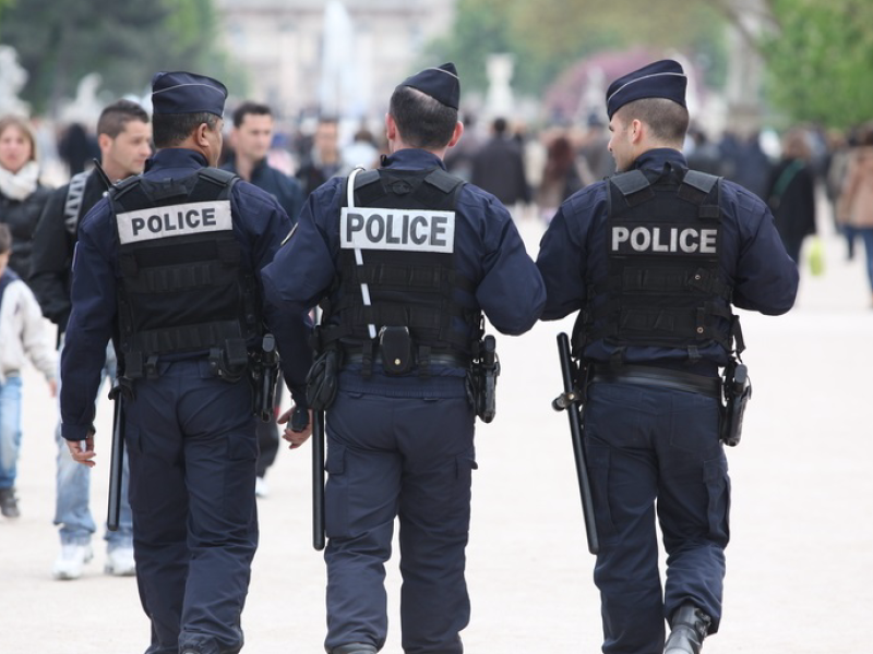 Radicalisering bij politie zorgt voor wantrouwen onder collega’s