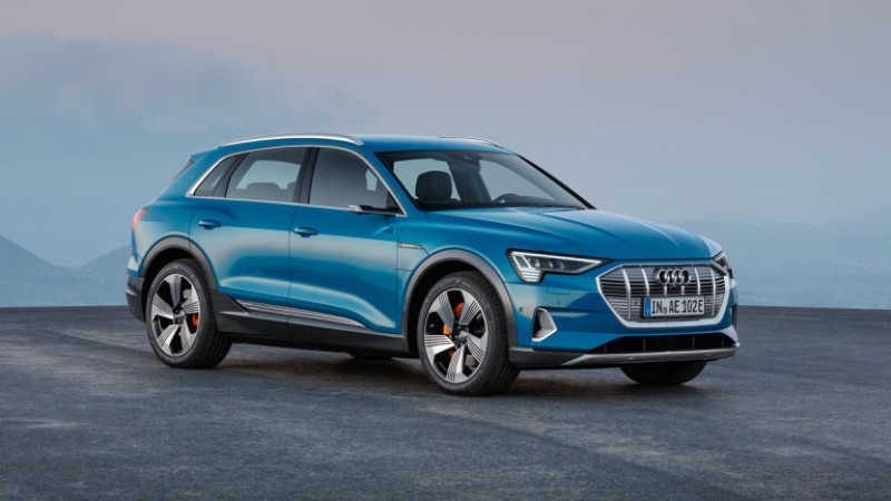 “De olie in je elektrische Audi moet binnenkort vervangen worden”