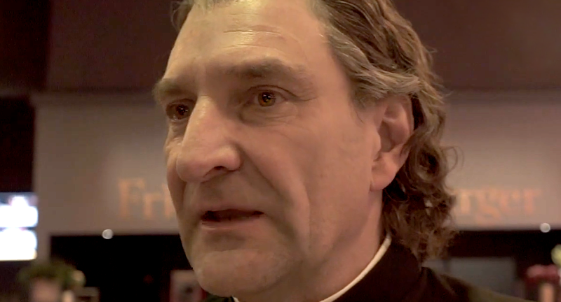 Daens is zes weken niet thuis (video)