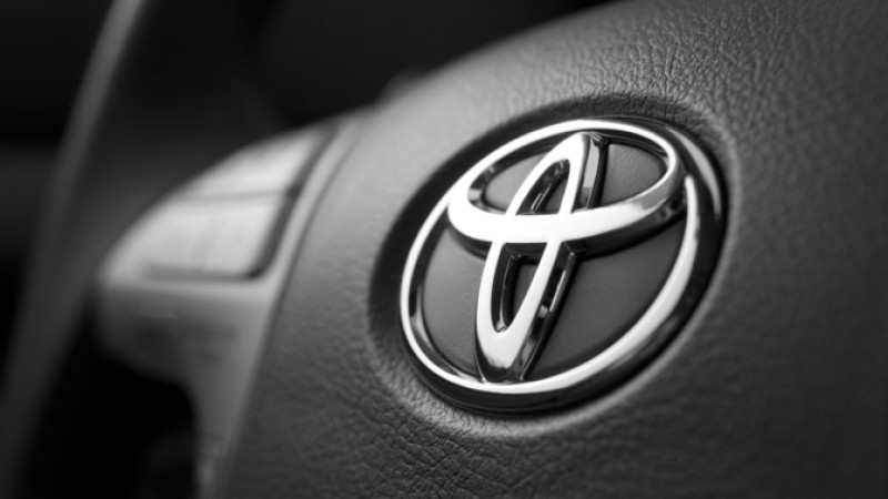 Toyota weet misser van Ben Weyts handig te gebruiken