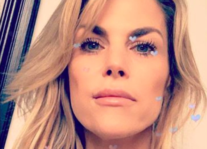 Topless Tanja Dexters: “Lijf in uw kot!”