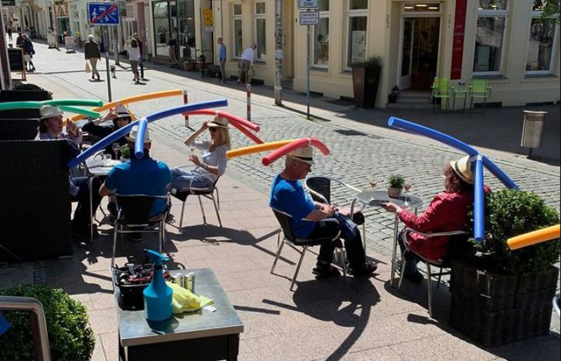Op restaurant mét social distancing: 5 geniale ideeën wereldwijd