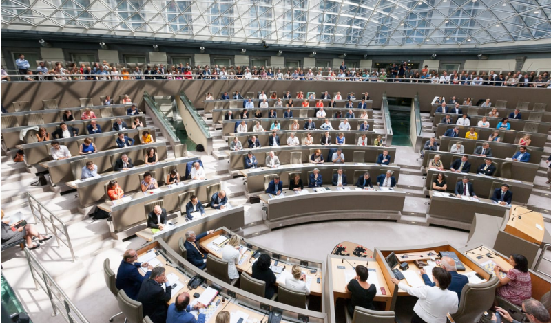 Corona, de lijm tussen federale en Vlaamse regering
