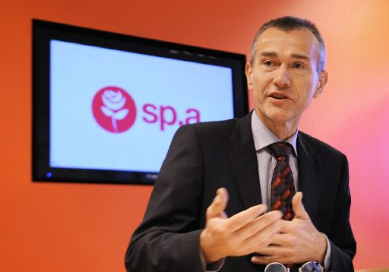 Minister Vandenbroucke lijdt nu ook al aan geheugenverlies