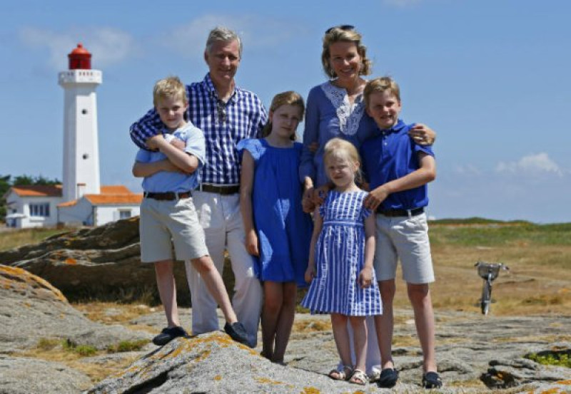 Koning Filip begrijpt verontwaardiging over bouwvergunning niet