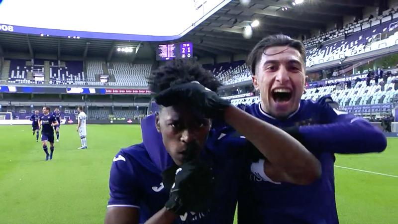 Anderlecht wint de match van het jaar en klopt Club Brugge