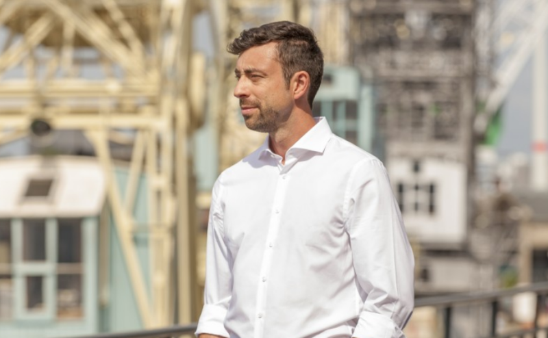 Het rijk van de vrijheid is voor parlementslid Schiltz geen land van pasjes en doorvoerbewijzen
