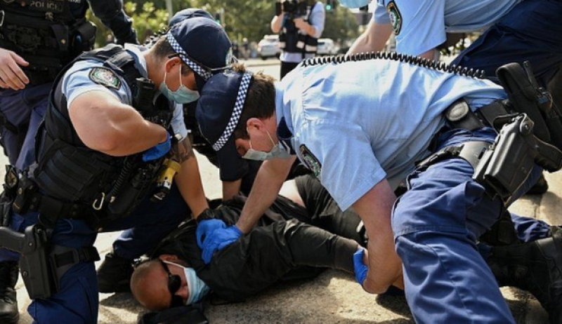 Australië: frustratie over coronamaatregelen culmineert in extreem geweld
