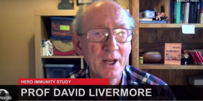 Professor Livermore: “Gezonde tieners vaccineren is dom en zinloos”