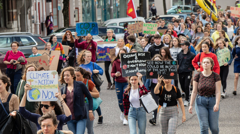 Overheid bestelt studie van 40.000 euro om te weten hoe Belgische jongeren over klimaat denken