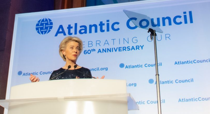 Collusie tussen EU, Pfizer en BioNTech op feest Atlantic Council