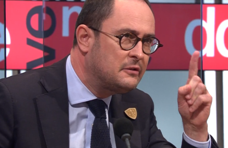 Van Quickenborne: “Nooit langetermijneffecten bij vaccins”