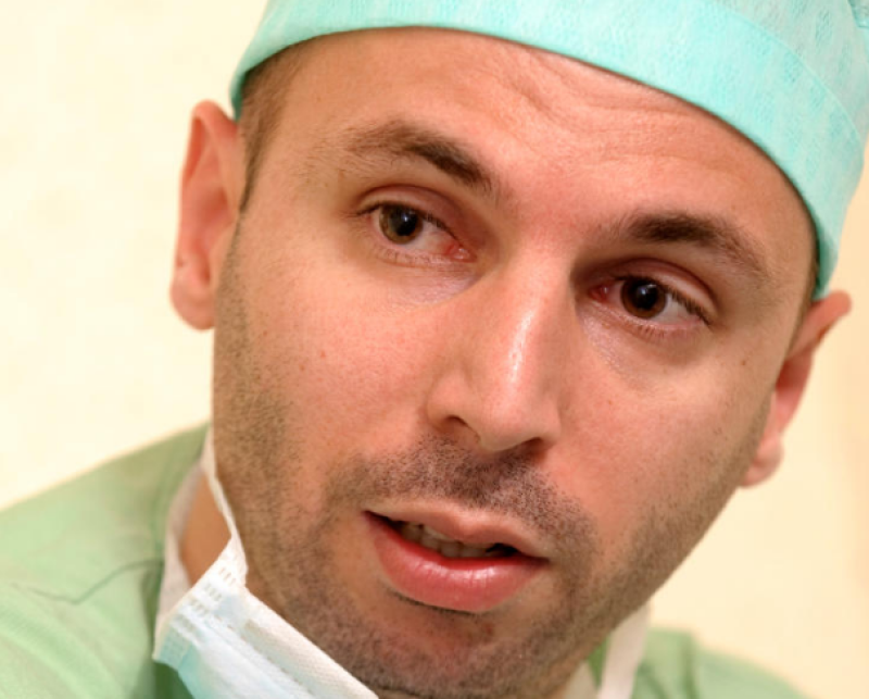 Zijn neurochirurgen nu ook al virologen geworden?