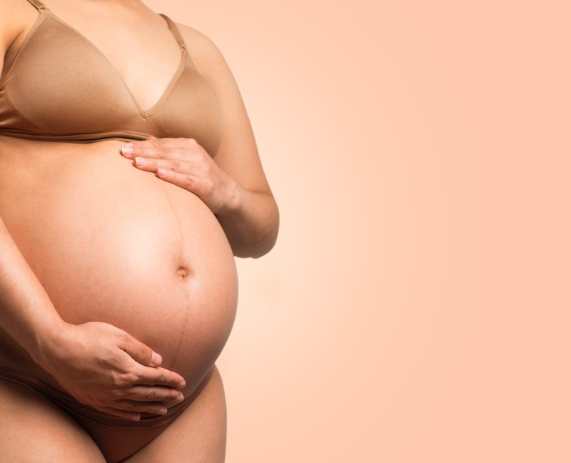 Engelse studie: iets meer vroeggeboortes bij gevaccineerde vrouwen