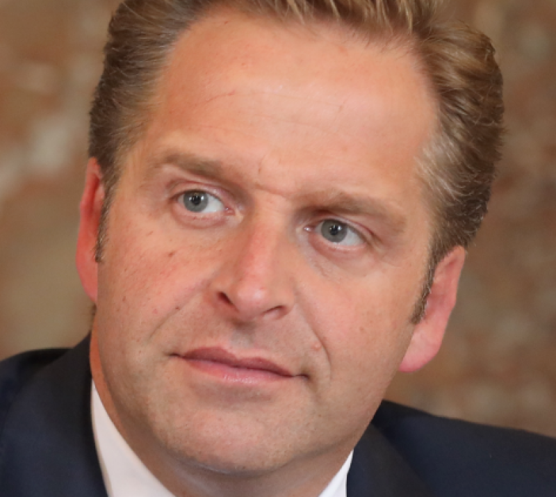 E-mail van minister De Jonge legt potje armpje drukken tussen ministeries bloot