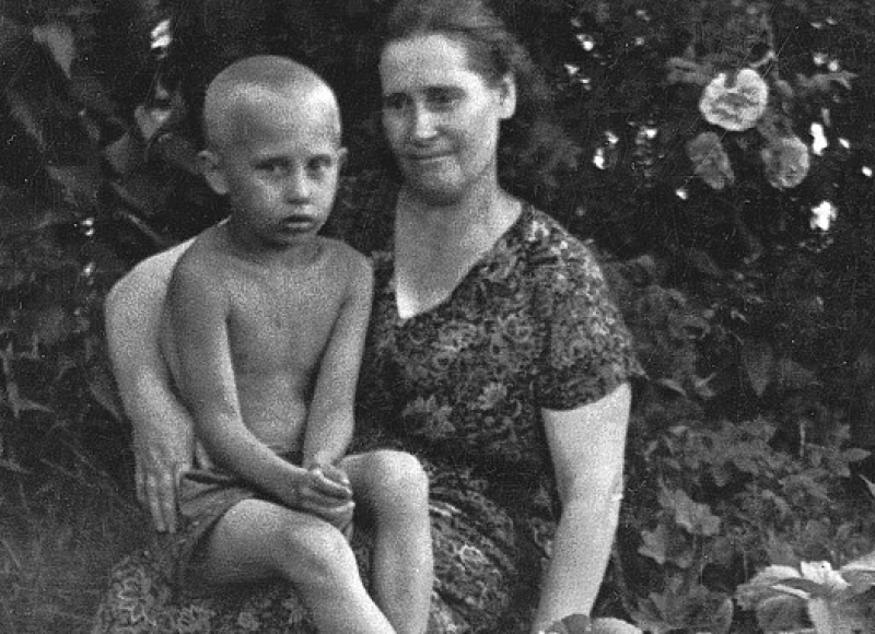 Is Vera Putina de biologische moeder van Mad Vlad?