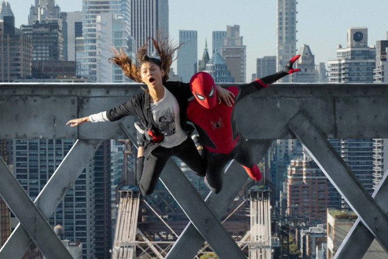 10 bizarre filmweetjes die je nooit zijn opgevallen: deel XLI