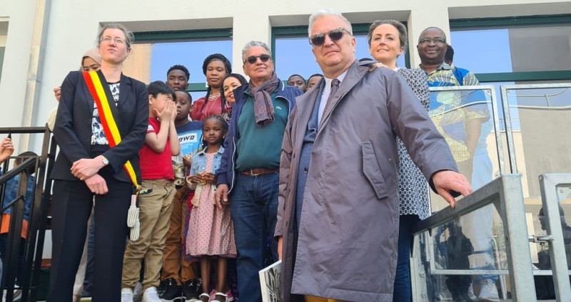 Laurent en Claire duiken op in Molenbeek