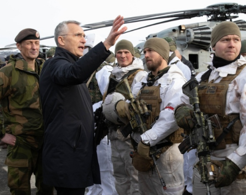 Oekraïnecrisis: Stoltenberg pleit nog eens voor reset van NAVO