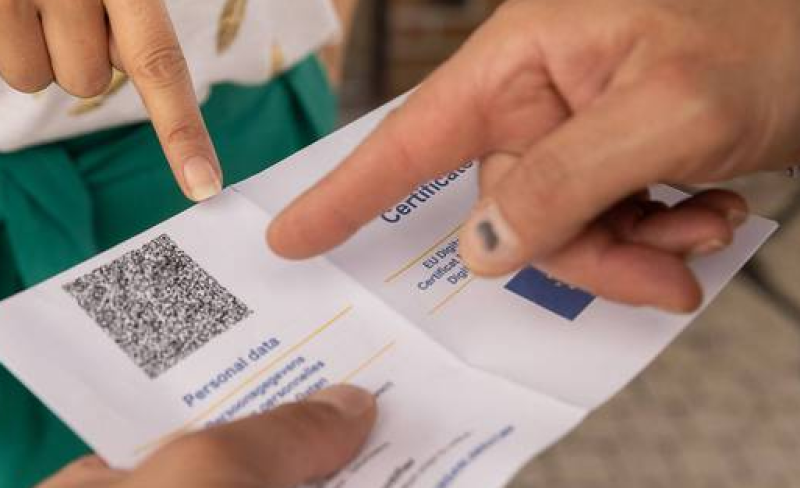 Beantwoorden van makkelijke vragen over corona duurder dan moeilijke vragen