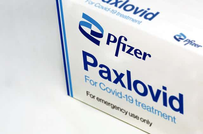 Dure Pfizerpil Paxlovid heeft geen enkel effect voor coronapatiënten onder 65 jaar