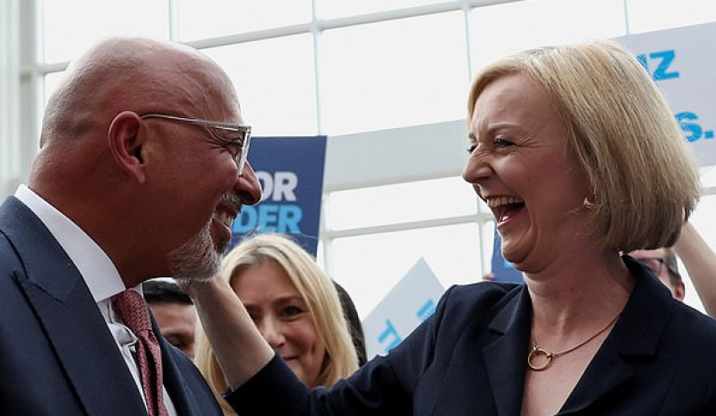 Britse minister liegt ronduit over werking coronavaccins