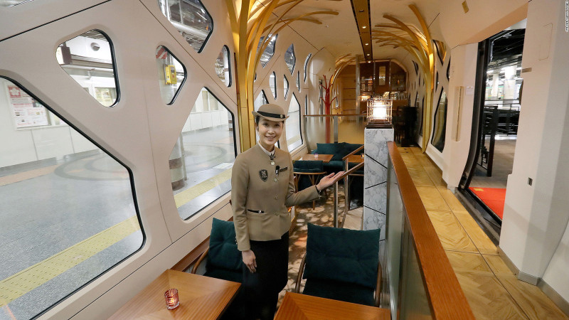 Neem eens een kijkje in 's werelds meest luxueuze trein (video)