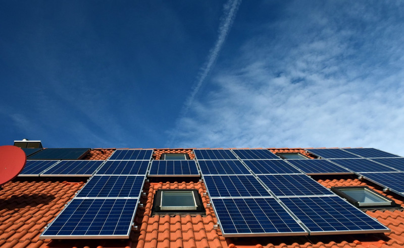 Energieleveranciers saboteren systeem van energiedelen met zonnepanelen
