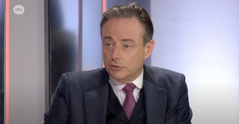 Bart De Wever sluit besturen met Vlaams Belang niet uit